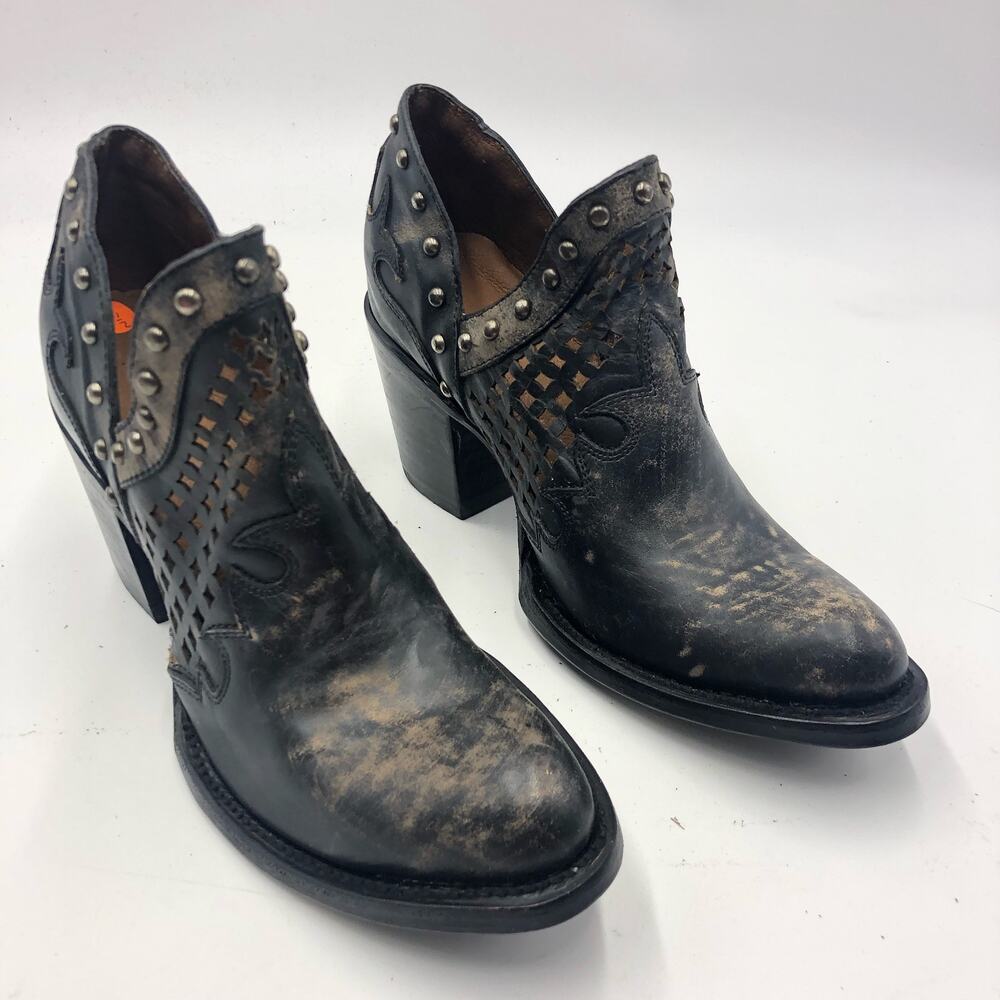 Circle G by Corral Womens Cut Out & Studs Round Toe Ankle Booties Size 8.5 M